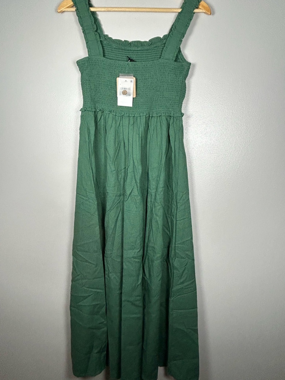 Blu Pepper Moss Green Smocked Linen Blend Midi Dress NWT - Picture 5 of 13